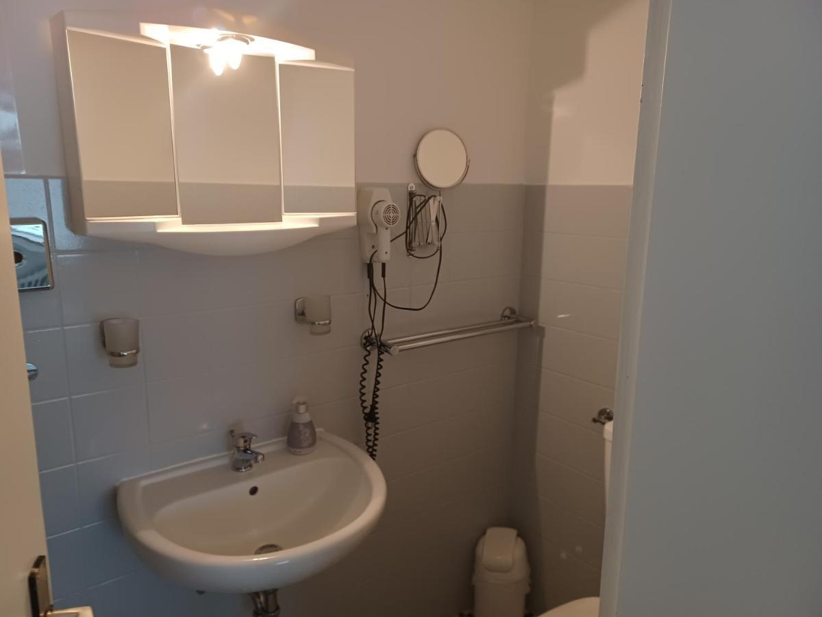 מלון Hovels Zum Fuchsbau מראה חיצוני תמונה