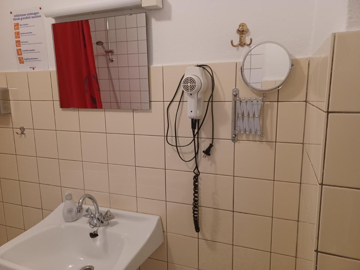 מלון Hovels Zum Fuchsbau מראה חיצוני תמונה